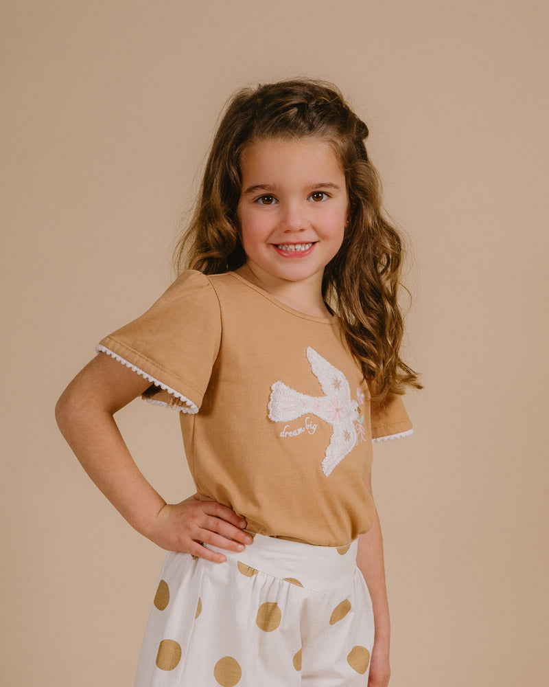 Fox & Finch Girls Sweet Spot Dream Big Tee - Summer Dove Graphic T-Shirt