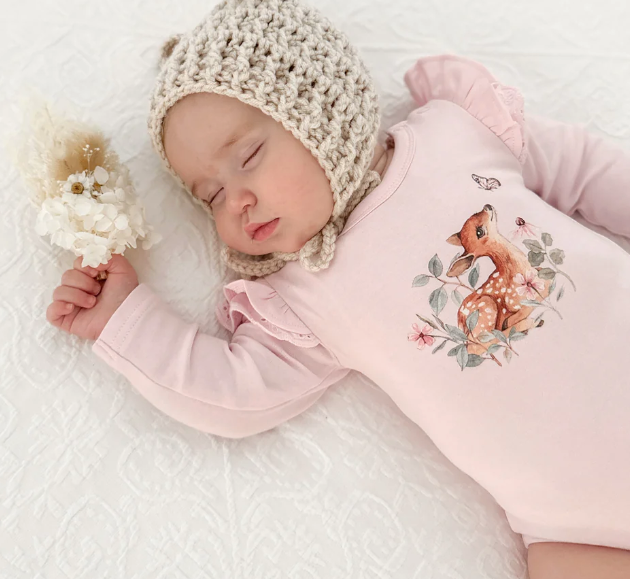 Aster & Oak Organic Cotton Onesie – Vintage Meadow Floral Bodysuit